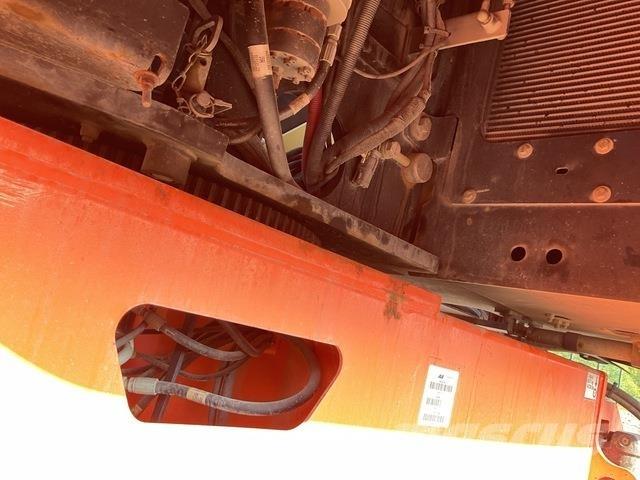 JLG 660SJ Teleskopiskie pacēlāji