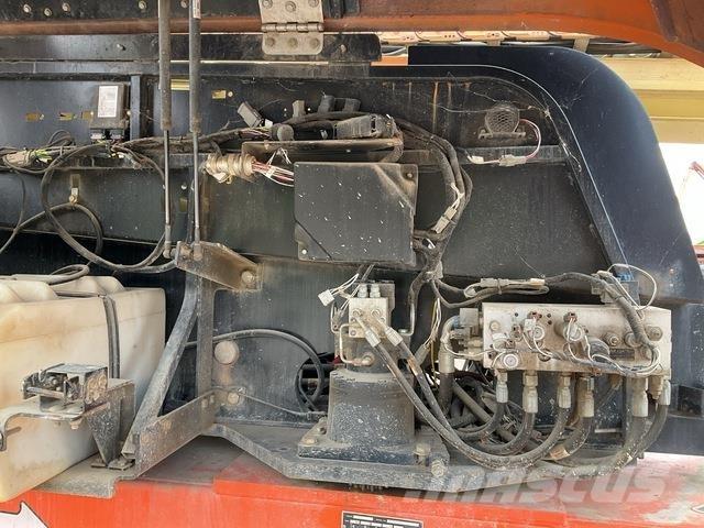 JLG 660SJ Teleskopiskie pacēlāji