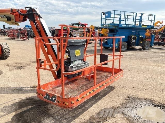 JLG 660SJ Teleskopiskie pacēlāji
