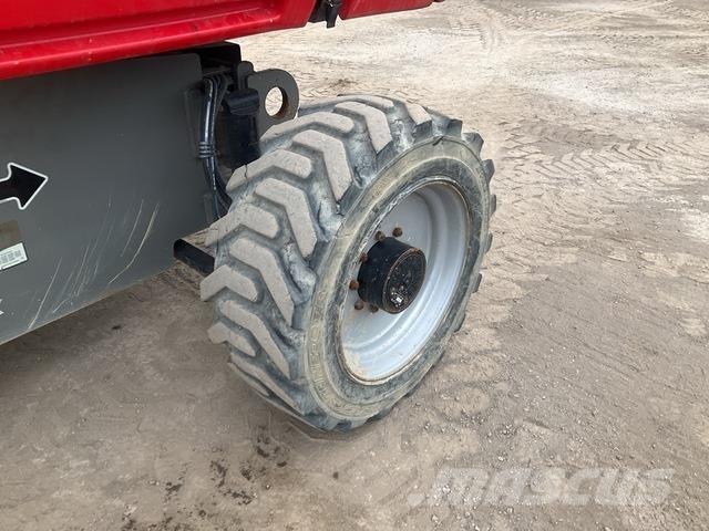 JLG 660SJ Teleskopiskie pacēlāji