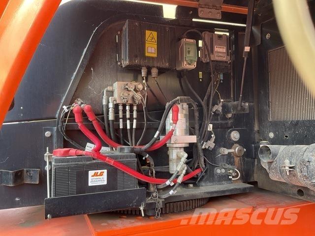 JLG 660SJ Teleskopiskie pacēlāji