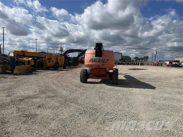 JLG 660SJ Teleskopiskie pacēlāji