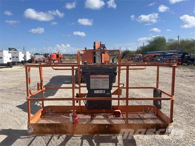 JLG 660SJ Teleskopiskie pacēlāji