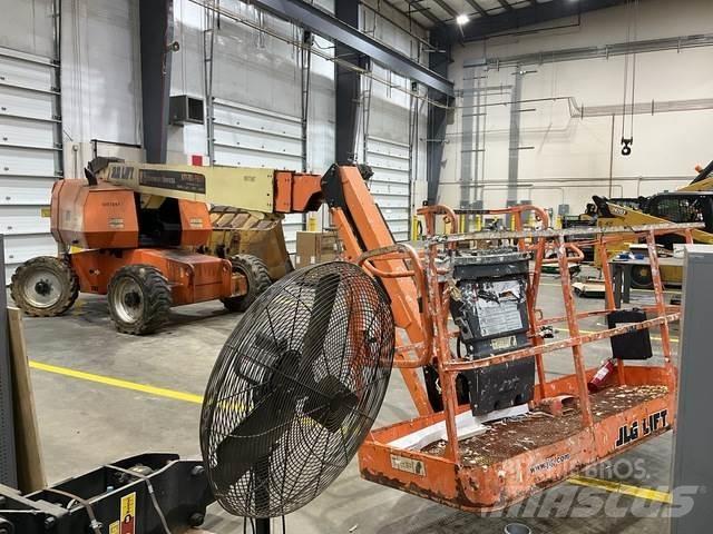 JLG 660SL Strēles pacēlāji