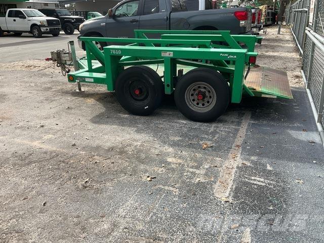 JLG 7610 Zemie treileri