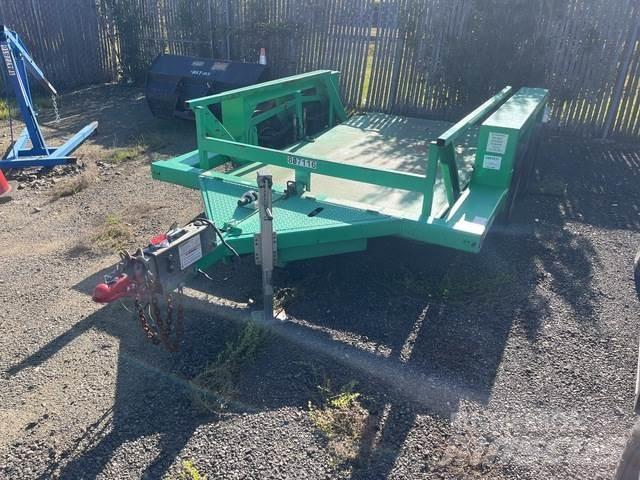 JLG 7612 Zemie treileri