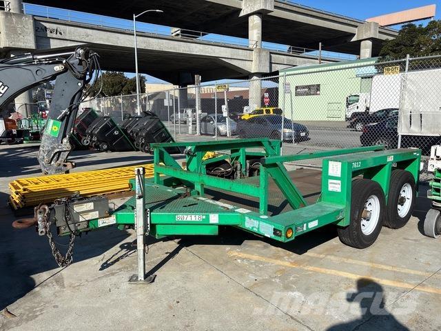 JLG 7612 Zemie treileri