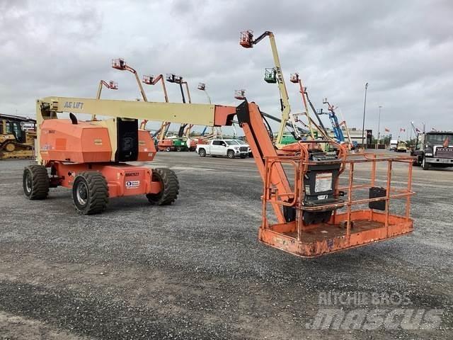 JLG 800 AJ Strēles pacēlāji