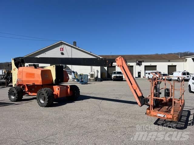 JLG 800 AJ Strēles pacēlāji