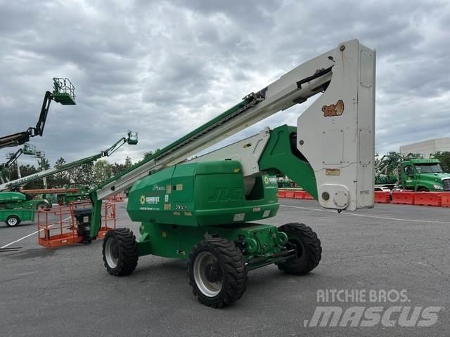 JLG 800A Strēles pacēlāji