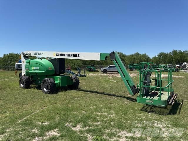 JLG 800AJ Strēles pacēlāji