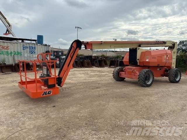 JLG 800AJ Strēles pacēlāji