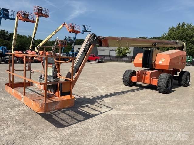 JLG 800AJ Strēles pacēlāji