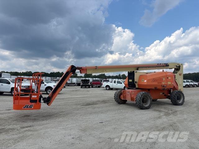 JLG 800AJ Strēles pacēlāji