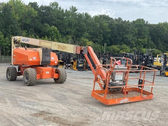 JLG 800AJ Strēles pacēlāji