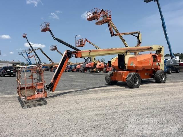 JLG 800AJ Strēles pacēlāji