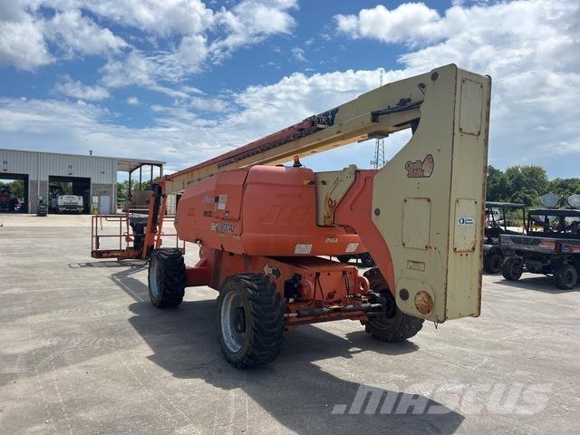 JLG 800AJ Strēles pacēlāji