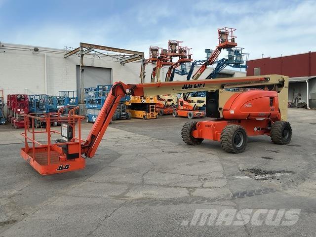 JLG 800AJ Strēles pacēlāji