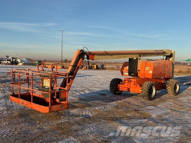 JLG 800AJ Strēles pacēlāji