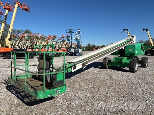 JLG 800S Teleskopiskie pacēlāji