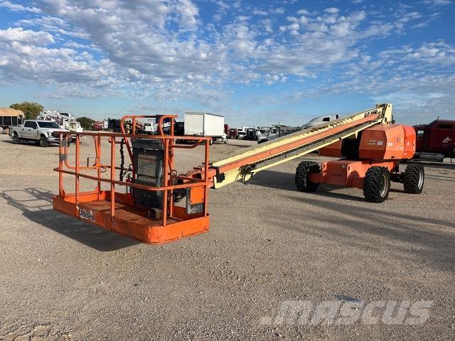 JLG 800S Teleskopiskie pacēlāji