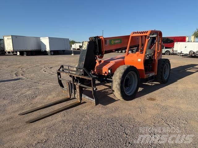 JLG 8042 Teleskopiskie manipulatori