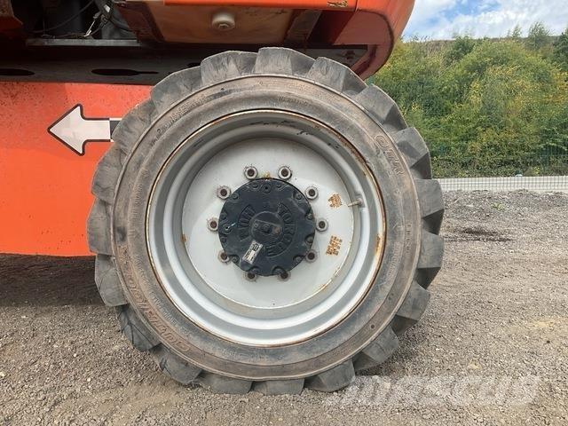 JLG 860SJ Teleskopiskie pacēlāji