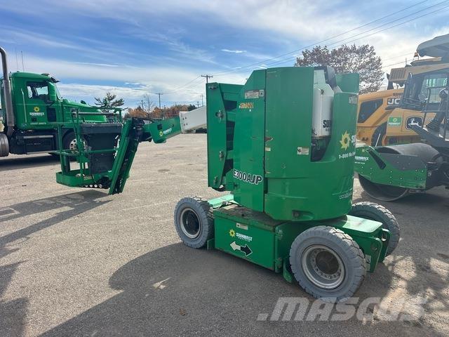 JLG E300 AJP Strēles pacēlāji