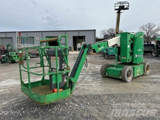 JLG E300AJ Strēles pacēlāji