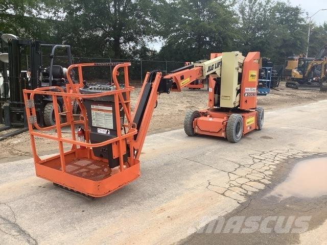 JLG E300AJP Strēles pacēlāji