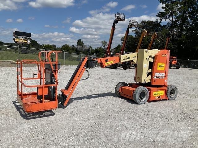 JLG E300AJP Strēles pacēlāji