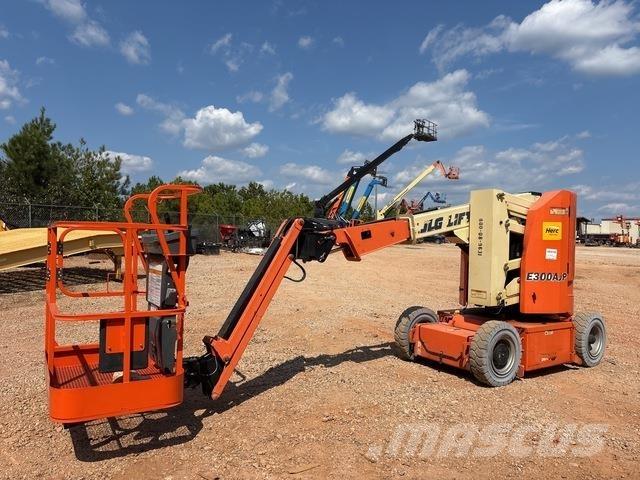 JLG E300AJP Strēles pacēlāji