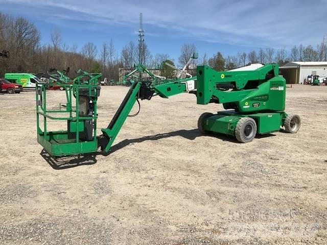 JLG E400AJPN Strēles pacēlāji