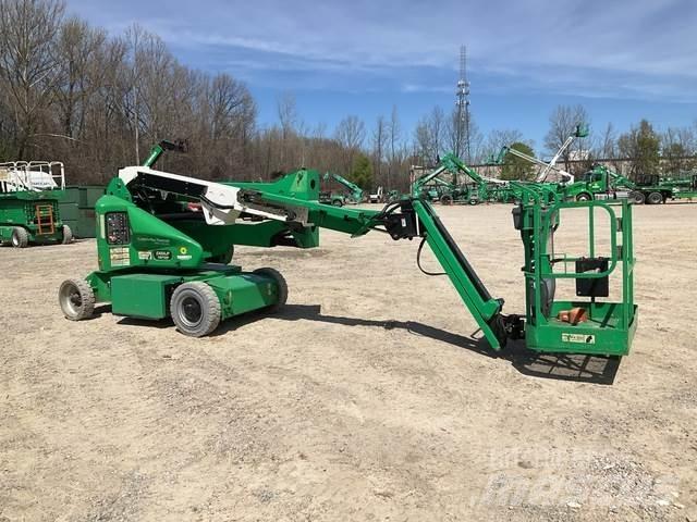 JLG E400AJPN Strēles pacēlāji