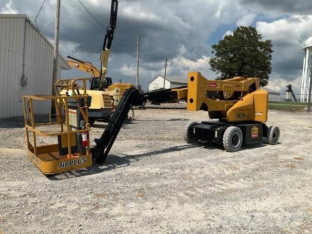 JLG E400AJPN Strēles pacēlāji