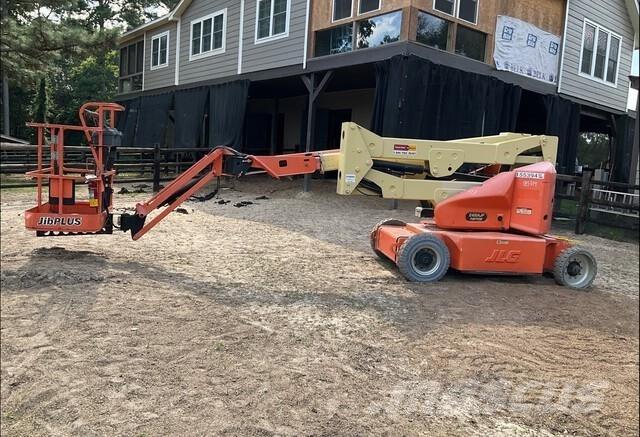 JLG E400AJPN Strēles pacēlāji