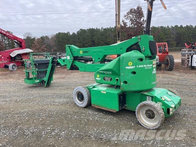 JLG E400AJPN Strēles pacēlāji