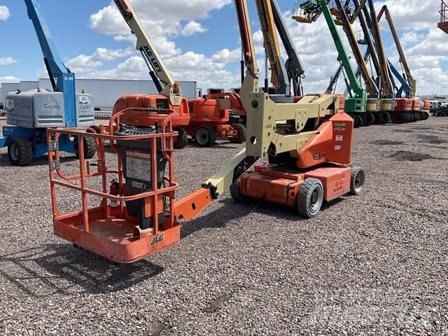 JLG E400AN Strēles pacēlāji