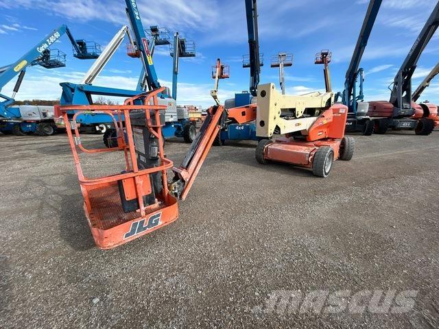 JLG E450AJ Strēles pacēlāji