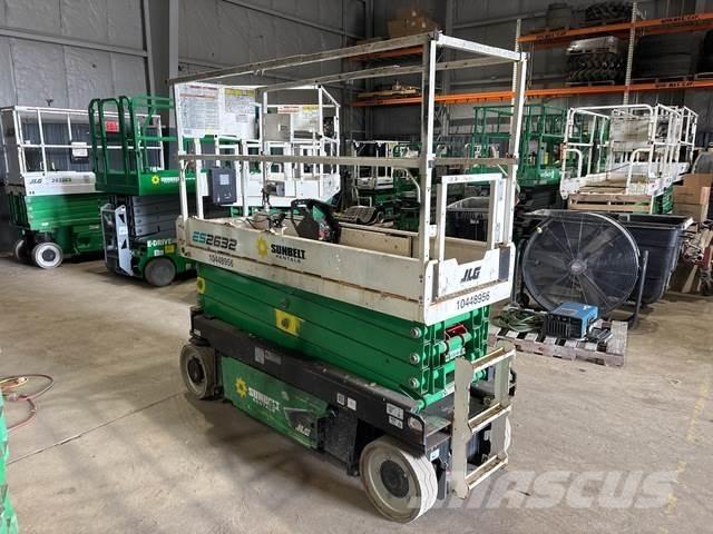 JLG ES2632 Šķerveida pacēlāji