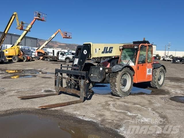JLG G9-43A Teleskopiskie manipulatori