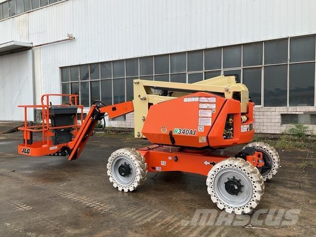 JLG H340AJ Strēles pacēlāji
