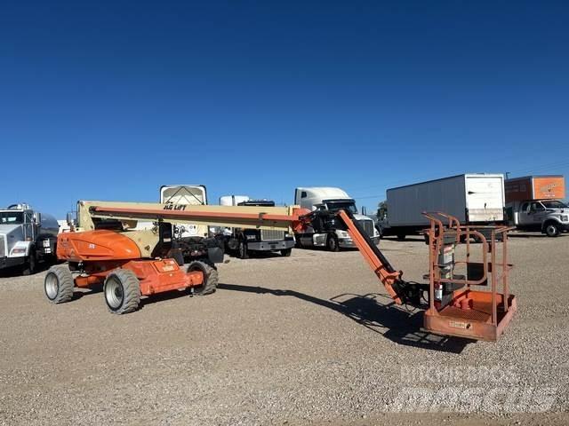 JLG M600JP Strēles pacēlāji