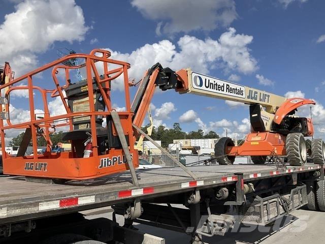 JLG M600JP Teleskopiskie pacēlāji