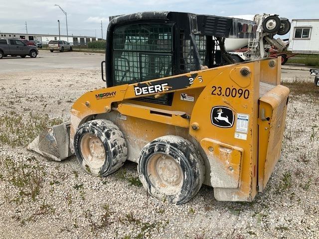 John Deere 315 Lietoti riteņu kompaktiekrāvēji