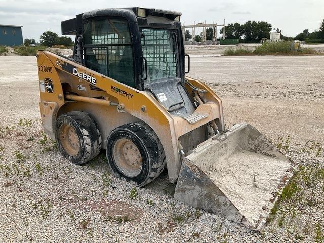 John Deere 315 Lietoti riteņu kompaktiekrāvēji