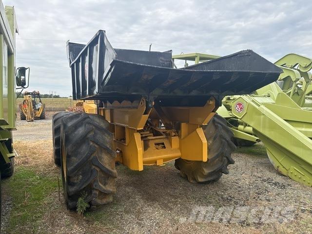 John Deere 640 Šķeldotāji