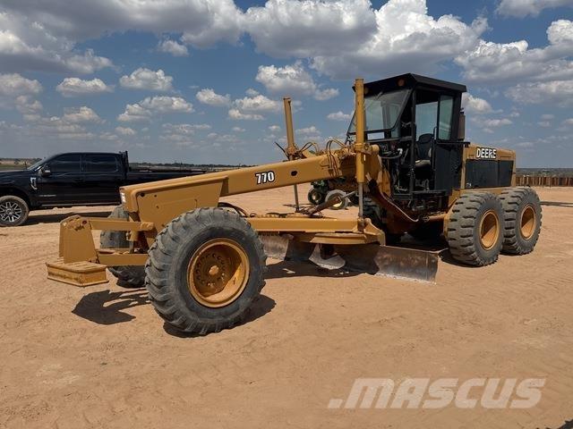 John Deere 770 Greideri
