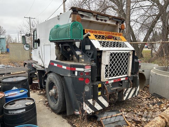 Johnston  Ielu tīrāmās mašīnas