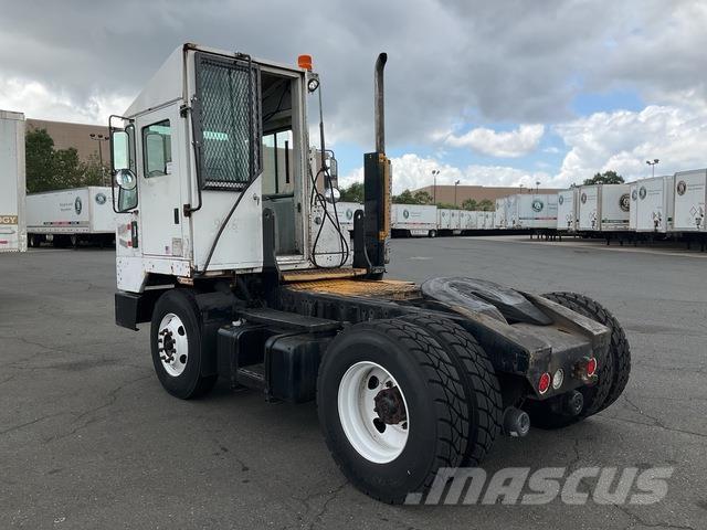 Kalmar 30 Terminālie traktori